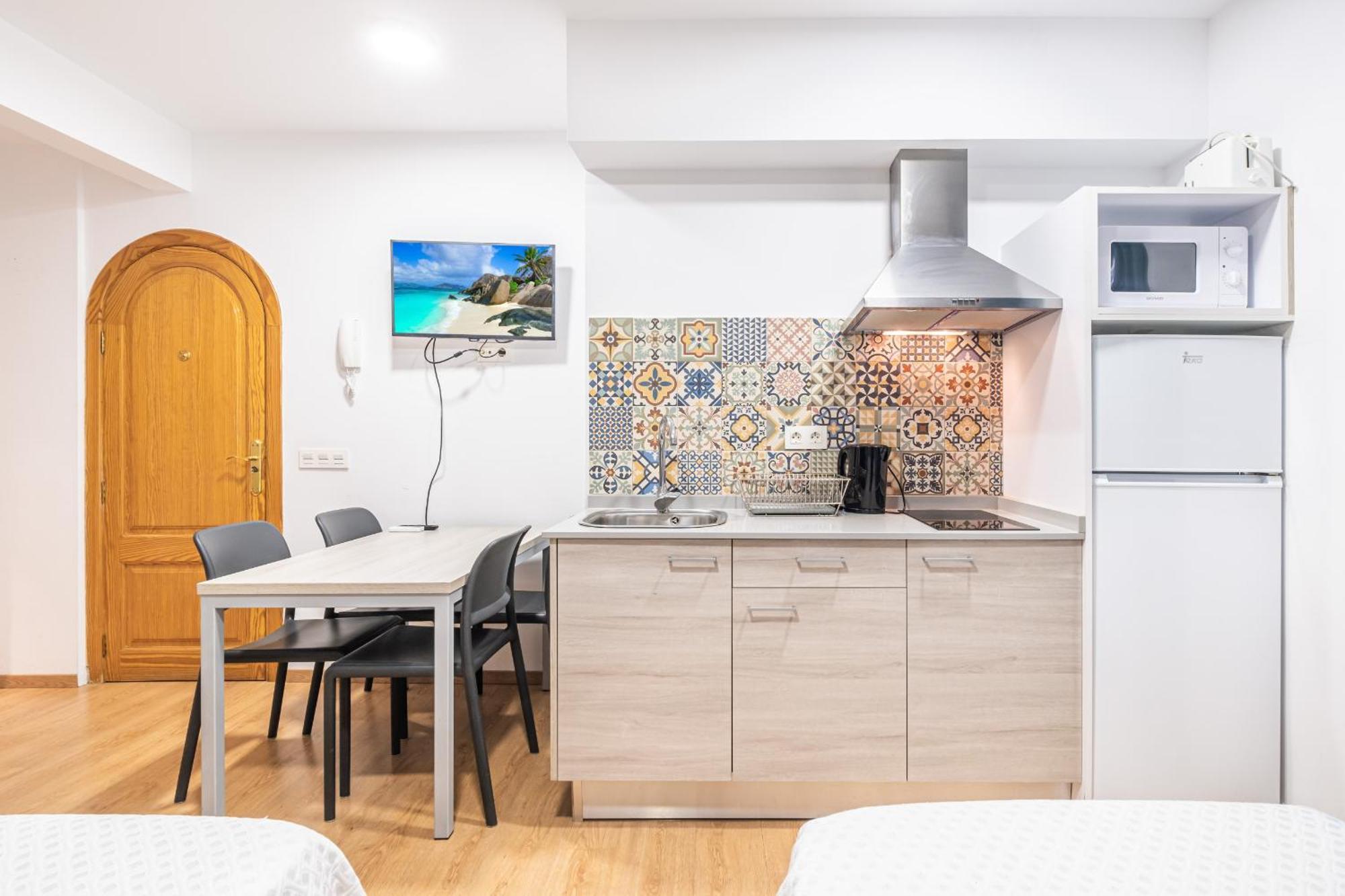 Apartamentos El Castell Benidorm Old-Town Kültér fotó