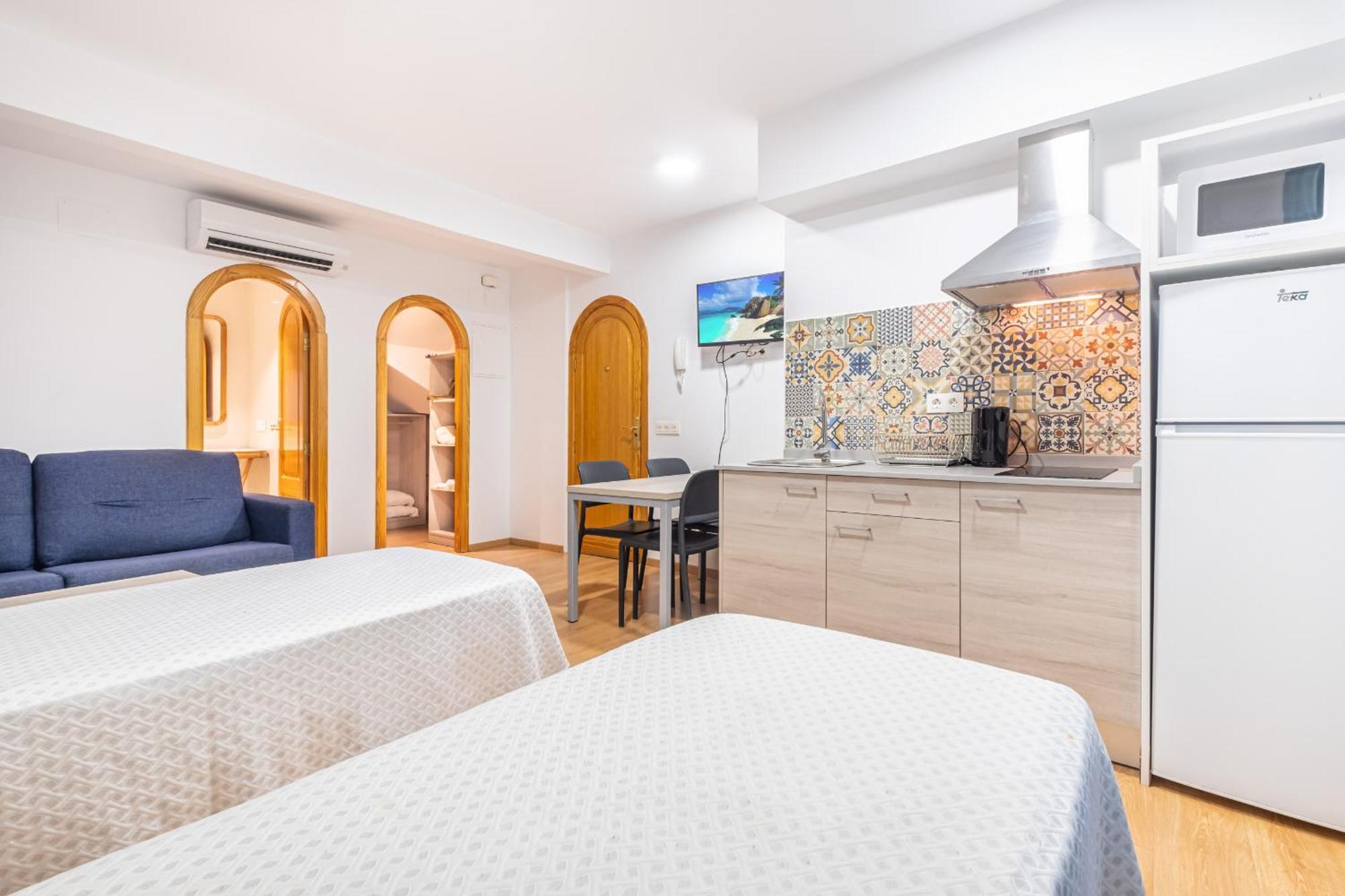 Apartamentos El Castell Benidorm Old-Town Kültér fotó