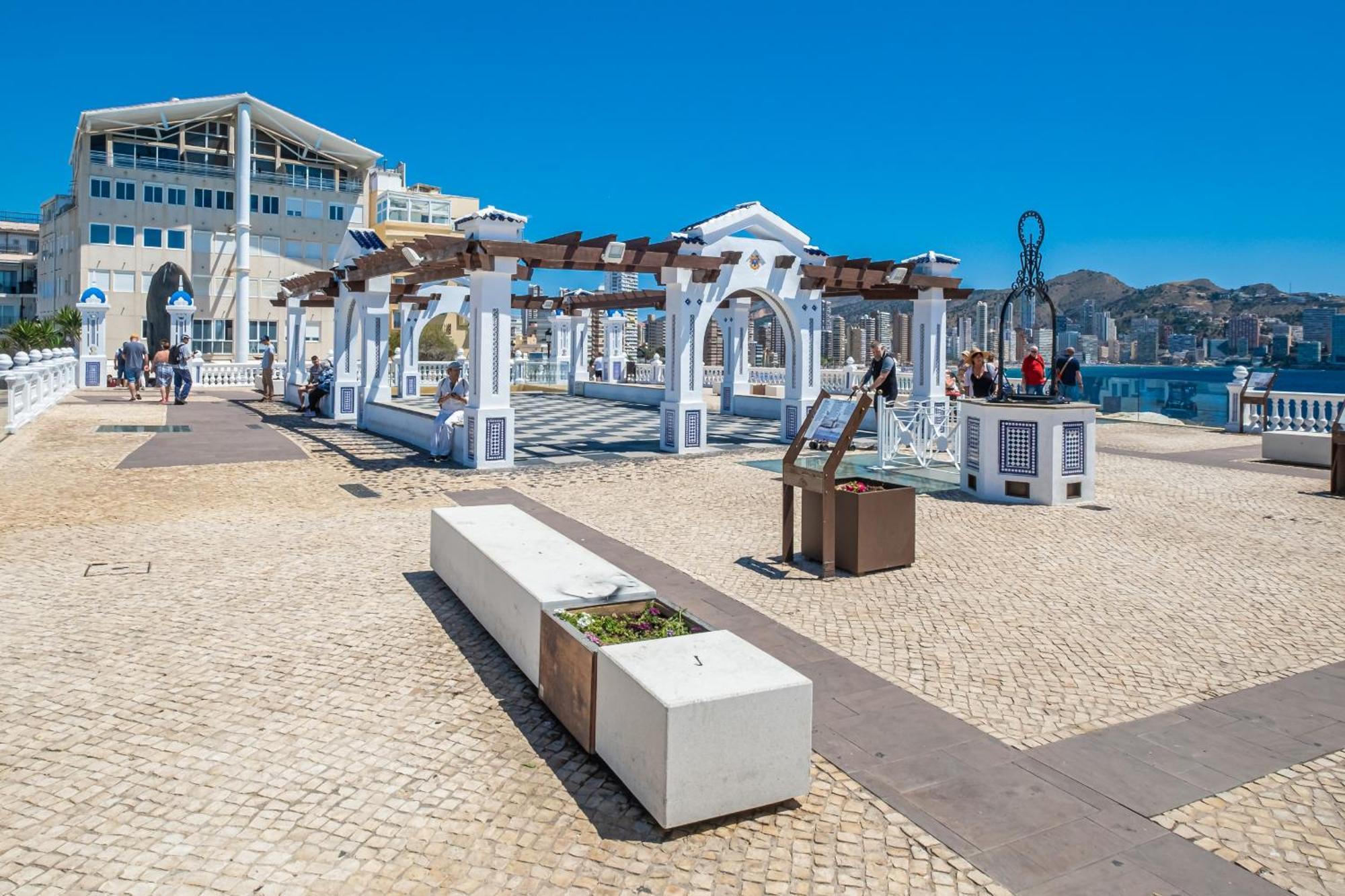 Apartamentos El Castell Benidorm Old-Town Kültér fotó