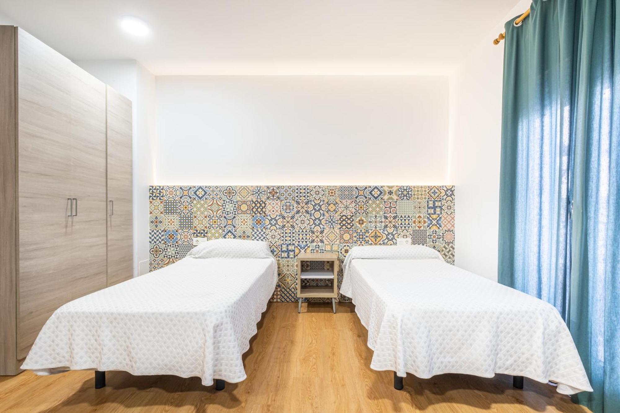 Apartamentos El Castell Benidorm Old-Town Szoba fotó