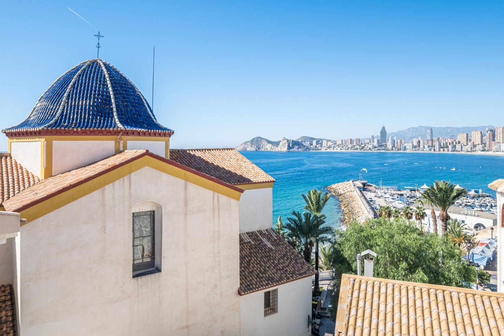 Apartamentos El Castell Benidorm Old-Town Szoba fotó